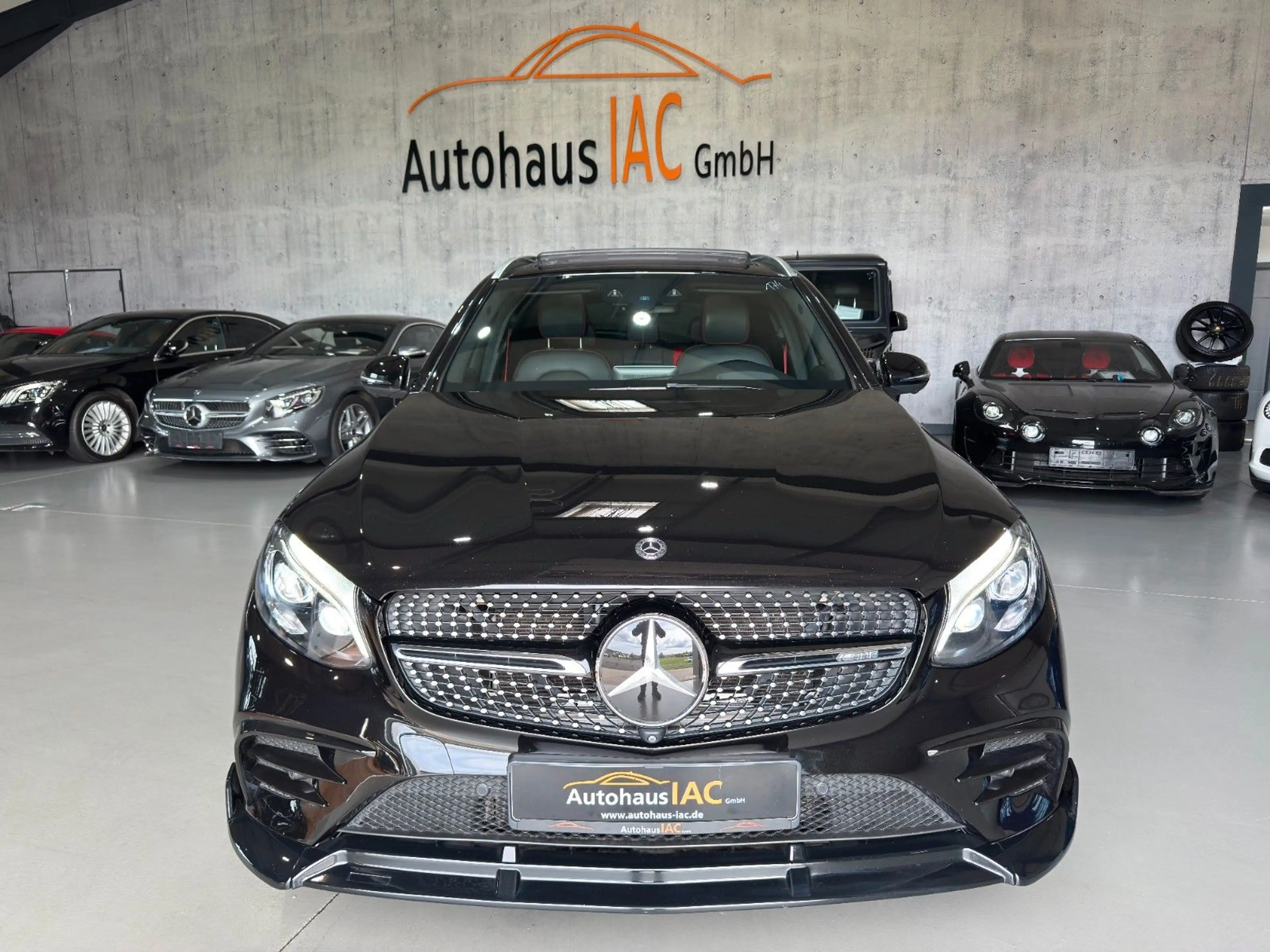 Mercedes-Benz GLC 43 AMG GLC43 AMG/4Matic/PANO/360*/TOTW/STHZ/AHK/ — photo 3