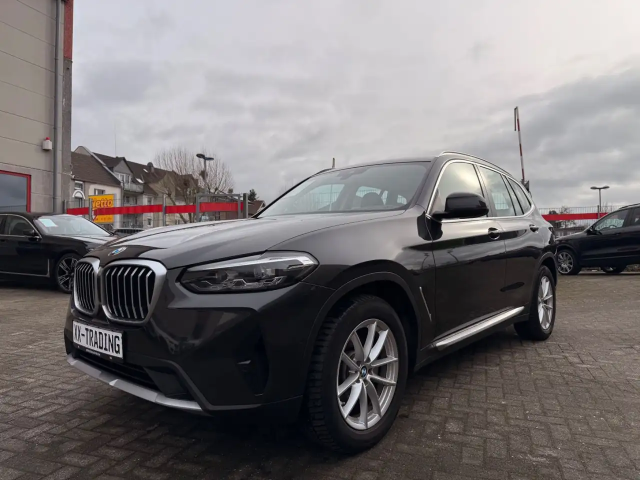 BMW X3 xDrive 20 d LEDER NAVI AUTOMATIK NEUES MODELL