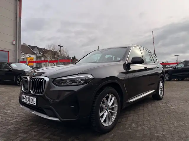 BMW X3 main image