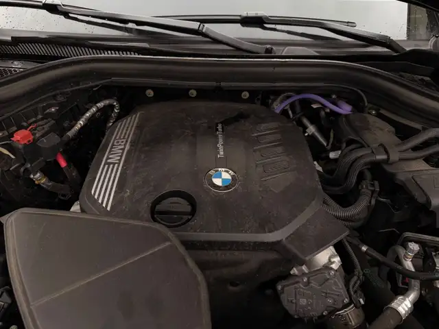 BMW X3 view 10