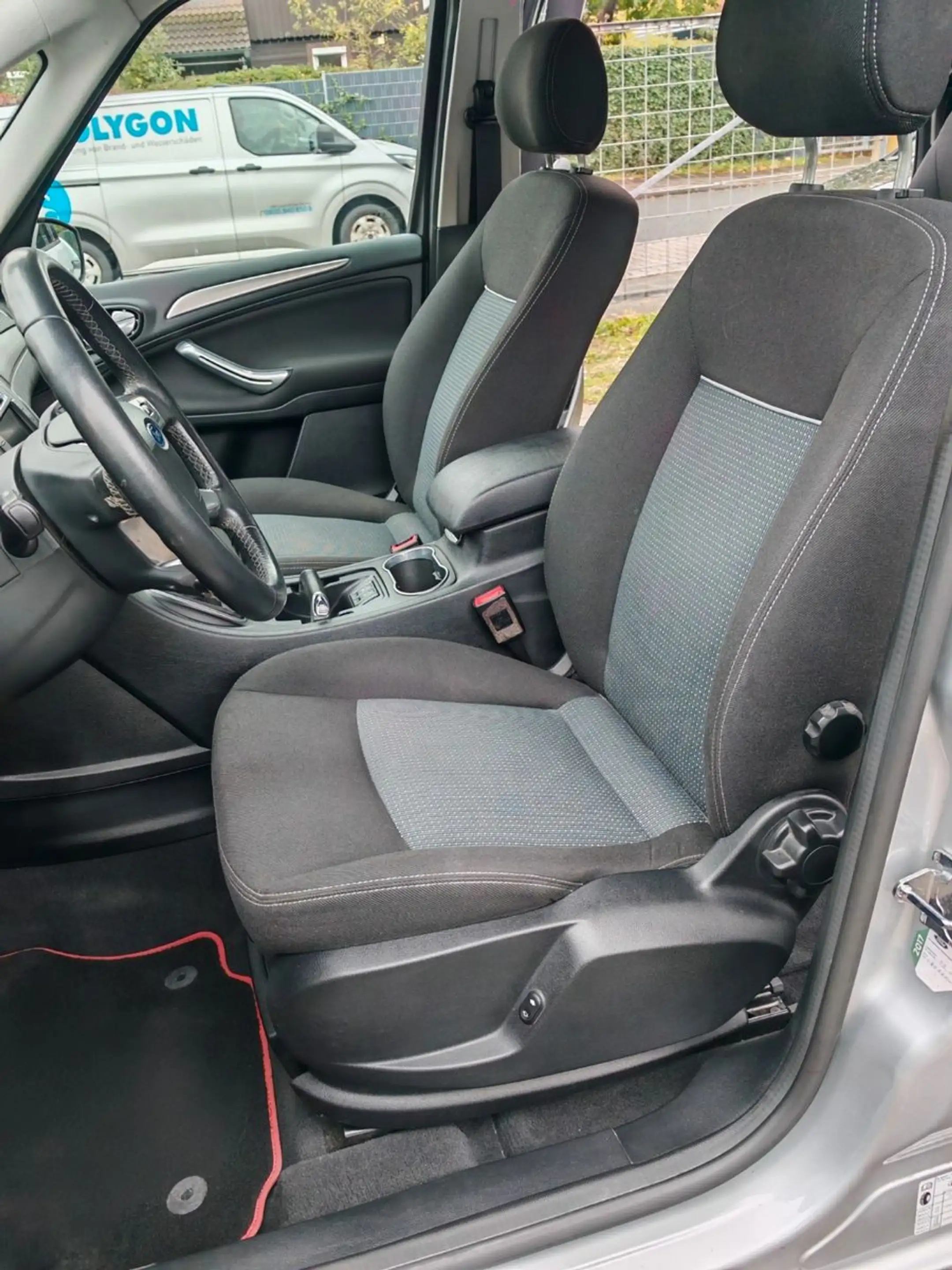 Ford Galaxy Business Edition 2.0 TDCI 140 PS 7 Sitze — photo 14