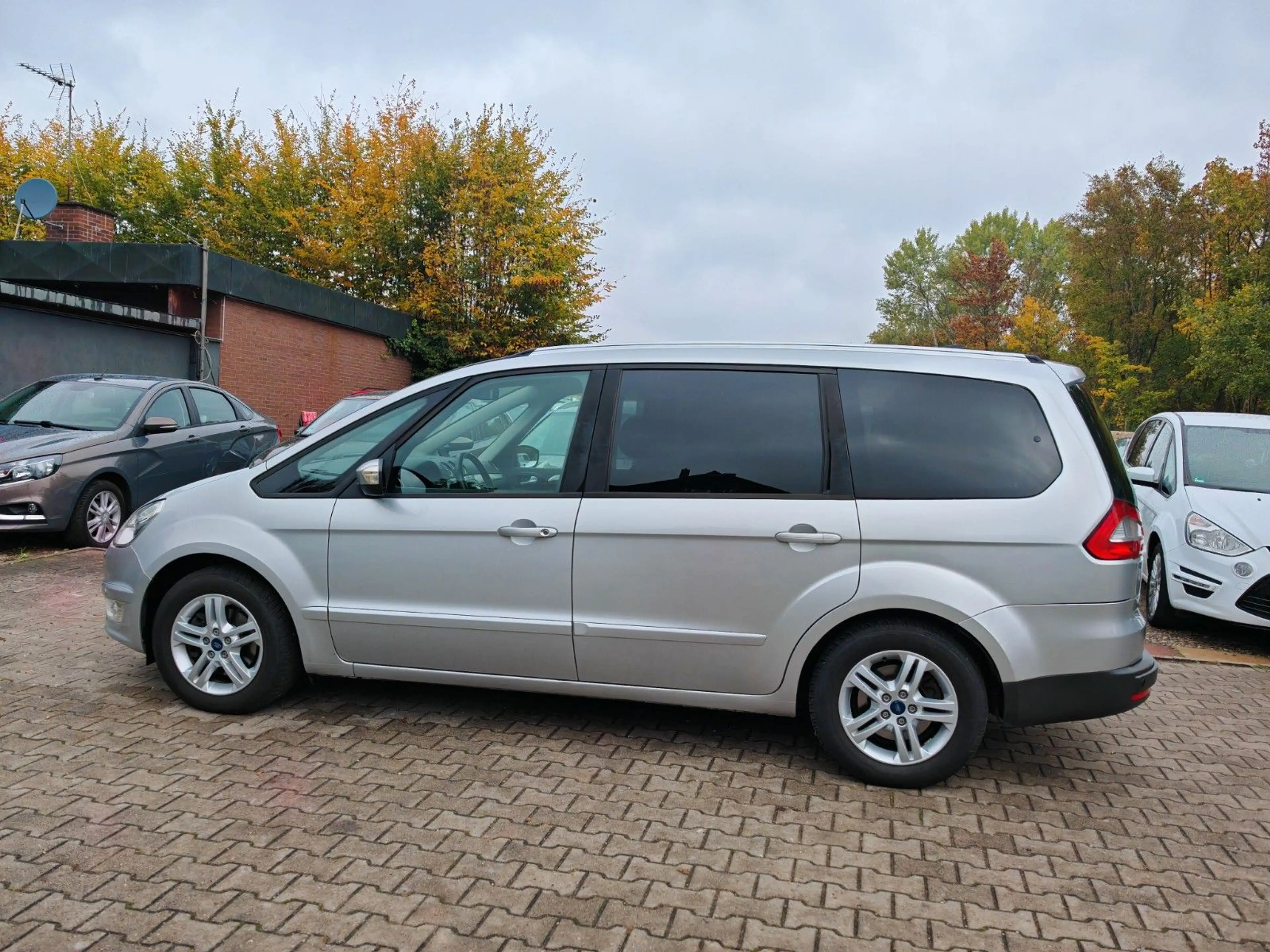 Ford Galaxy Business Edition 2.0 TDCI 140 PS 7 Sitze — photo 4