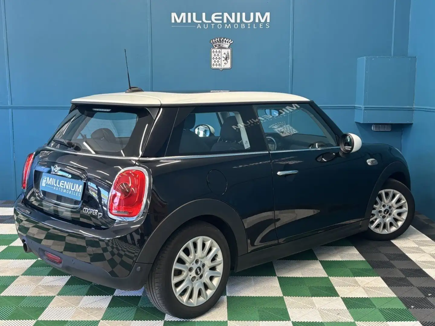 MINI Cooper D 116CH MARYLEBONE Noir - 2