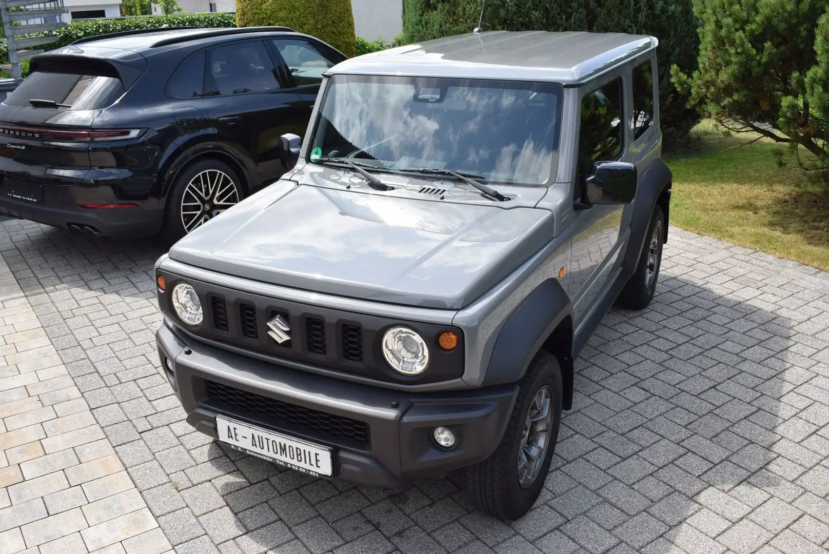 Suzuki Jimny Comfort+ Allgrip AHK/1.HD/SUZUKI SH GEPFL. Gris - 2