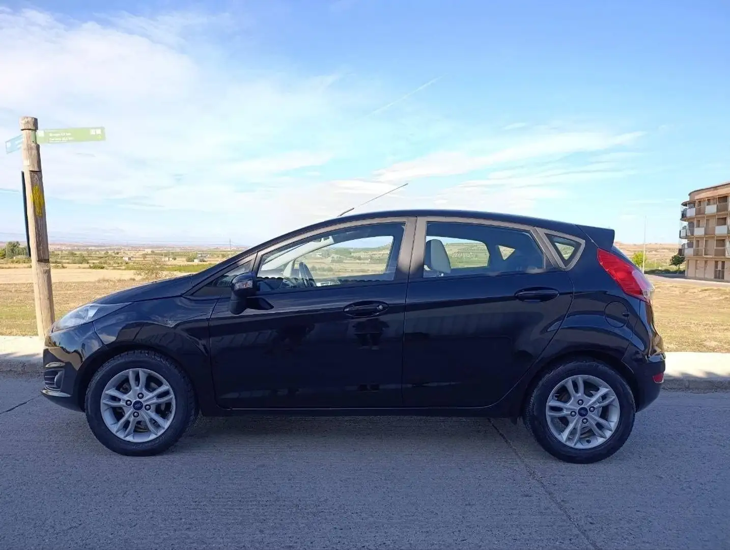 Ford Fiesta Fiesta 1.25 Trend 82 Trend Negro - 2