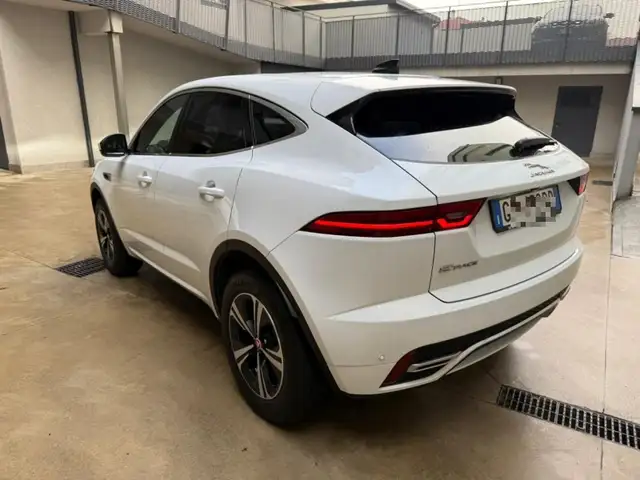 Jaguar E-Pace view 3