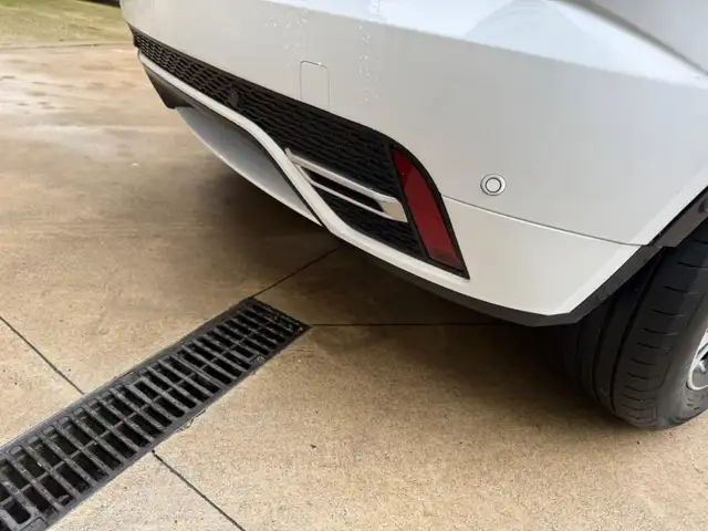 Jaguar E-Pace view 10