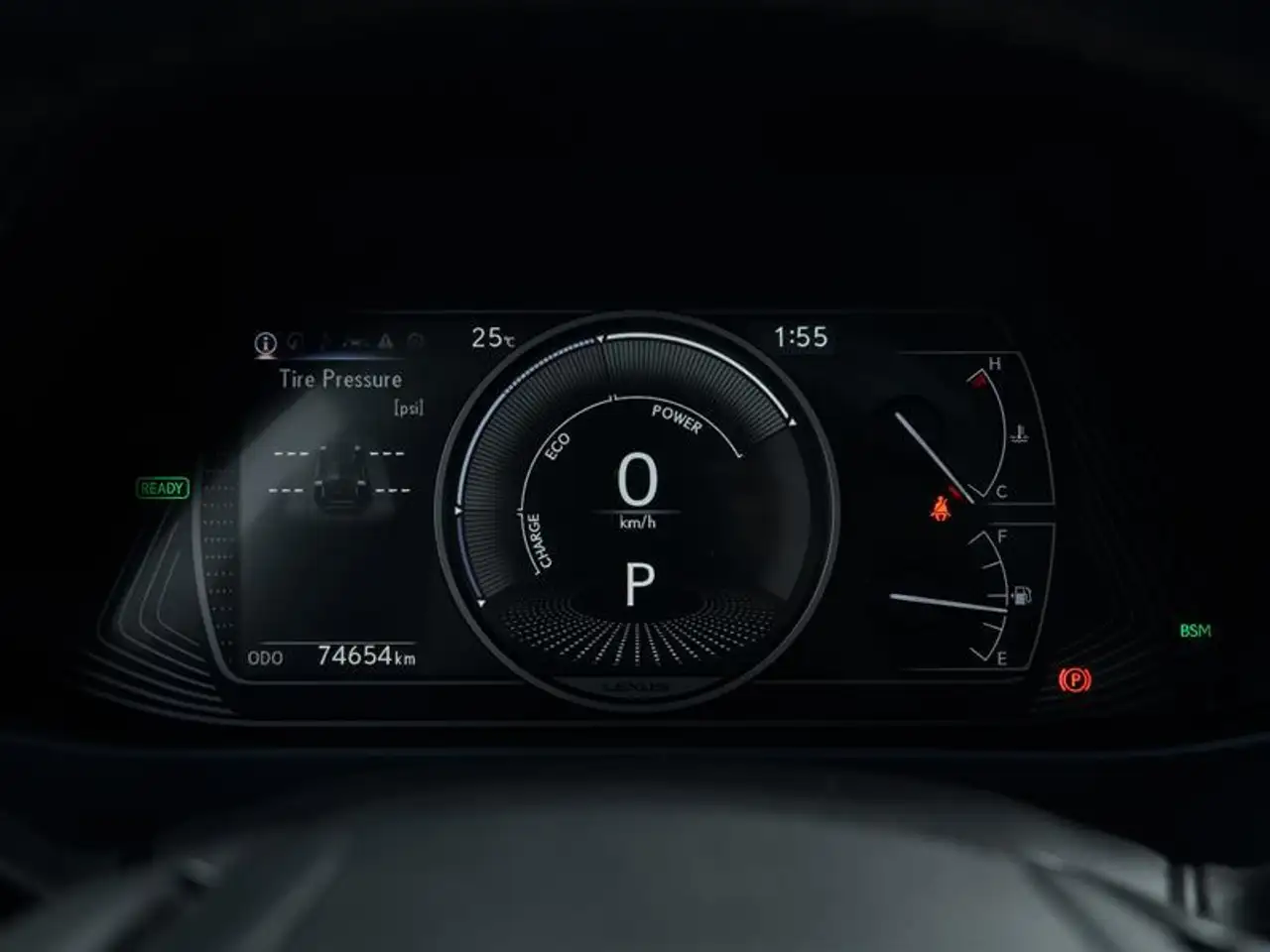 Lexus UX снимка Lexus UX
