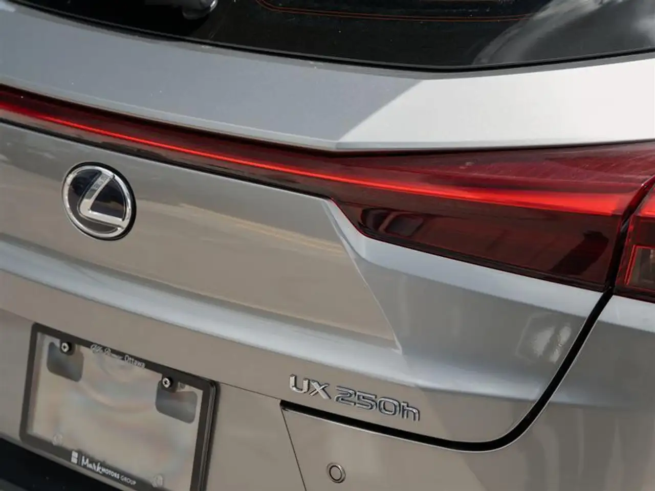 Lexus UX снимка Lexus UX