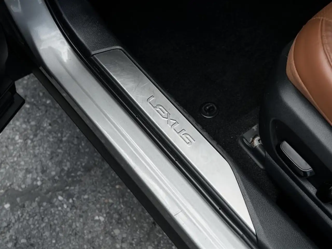 Lexus UX снимка Lexus UX