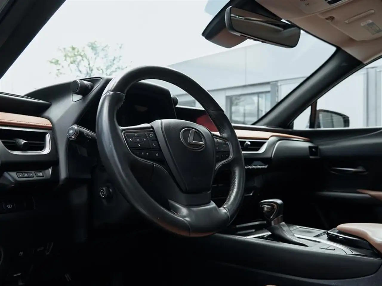 Lexus UX снимка Lexus UX