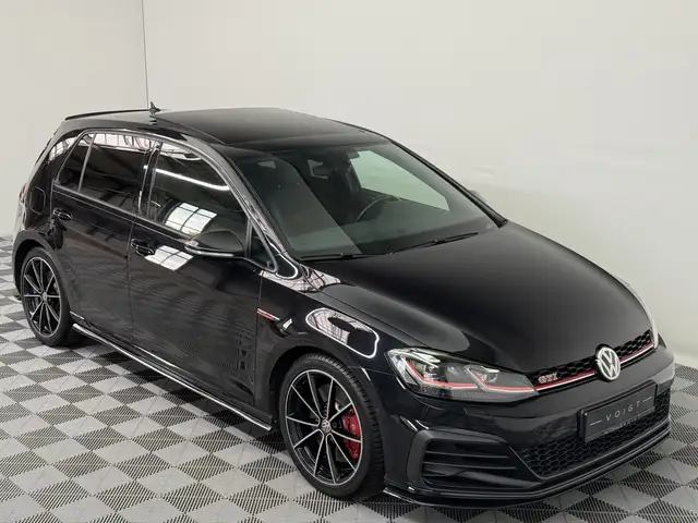 Volkswagen Golf view 5