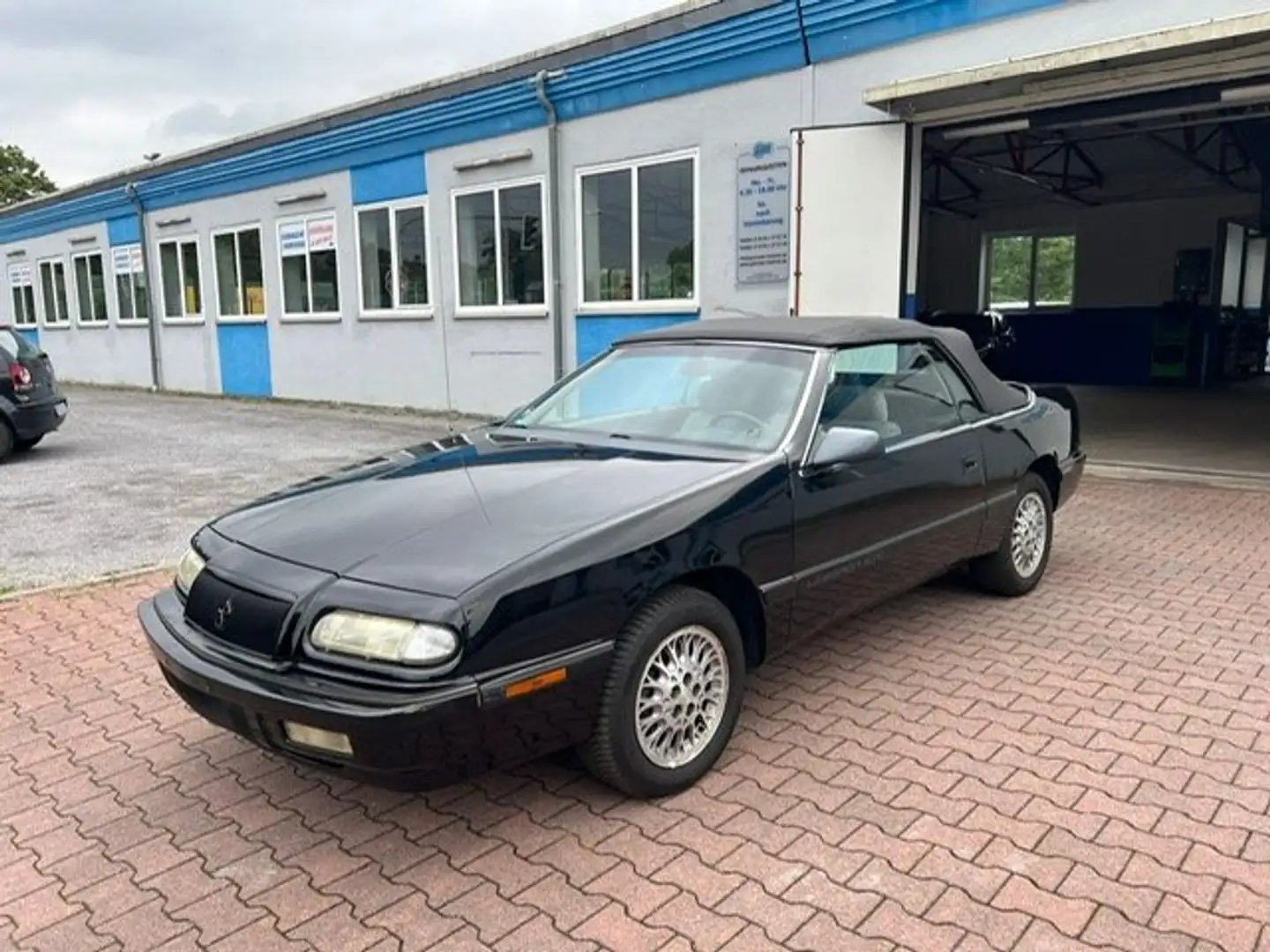 Chrysler Le Baron 3.0 LX (GTC) Negru - 2