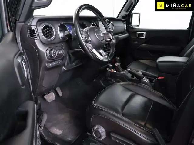 Jeep Wrangler view 17