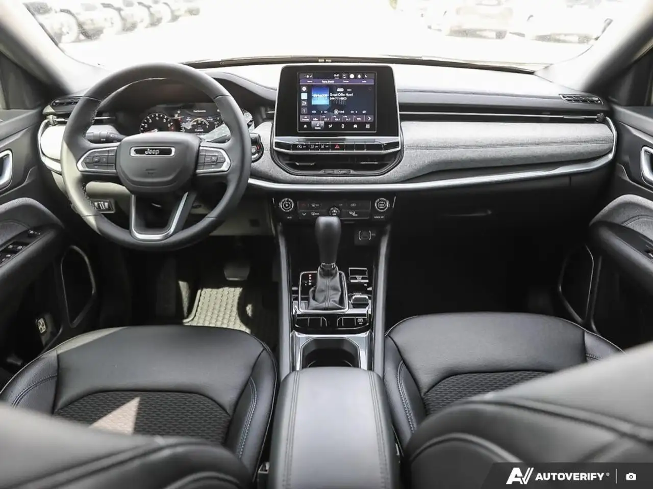 Jeep Compass снимка Jeep Compass