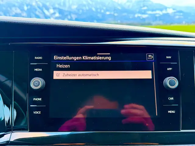 Volkswagen T6.1 Multivan Highline 2.0 TDI 4Motion AHK 2x Schiebetüre Ansicht 30