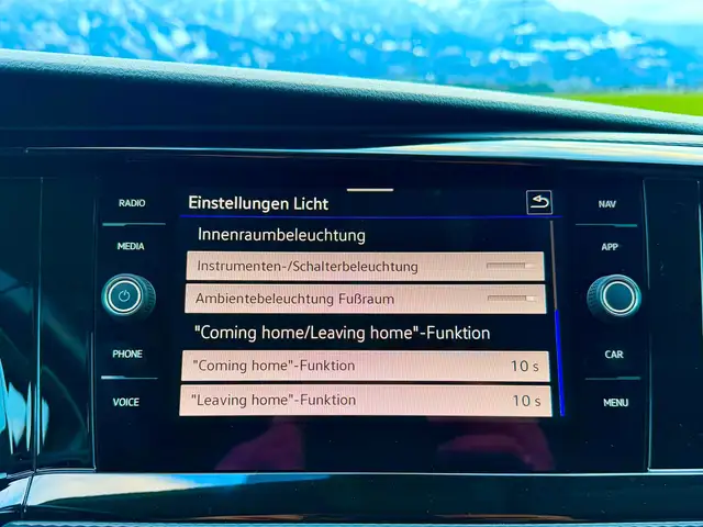 Volkswagen T6.1 Multivan Highline 2.0 TDI 4Motion AHK 2x Schiebetüre Ansicht 32