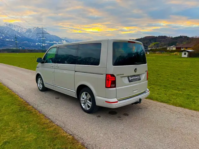 Volkswagen T6.1 Multivan Highline 2.0 TDI 4Motion AHK 2x Schiebetüre Ansicht 5