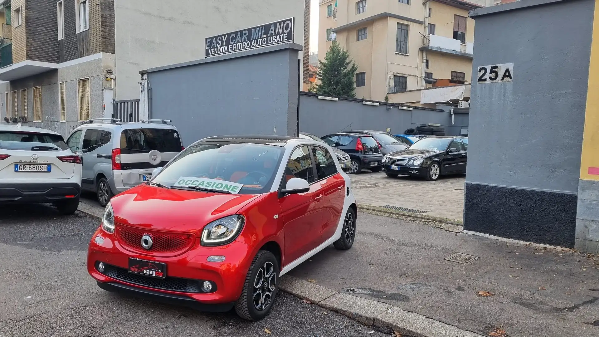 smart forFour Forfour 1.0 Brabus Style 71cv twinamic Rosso - 1