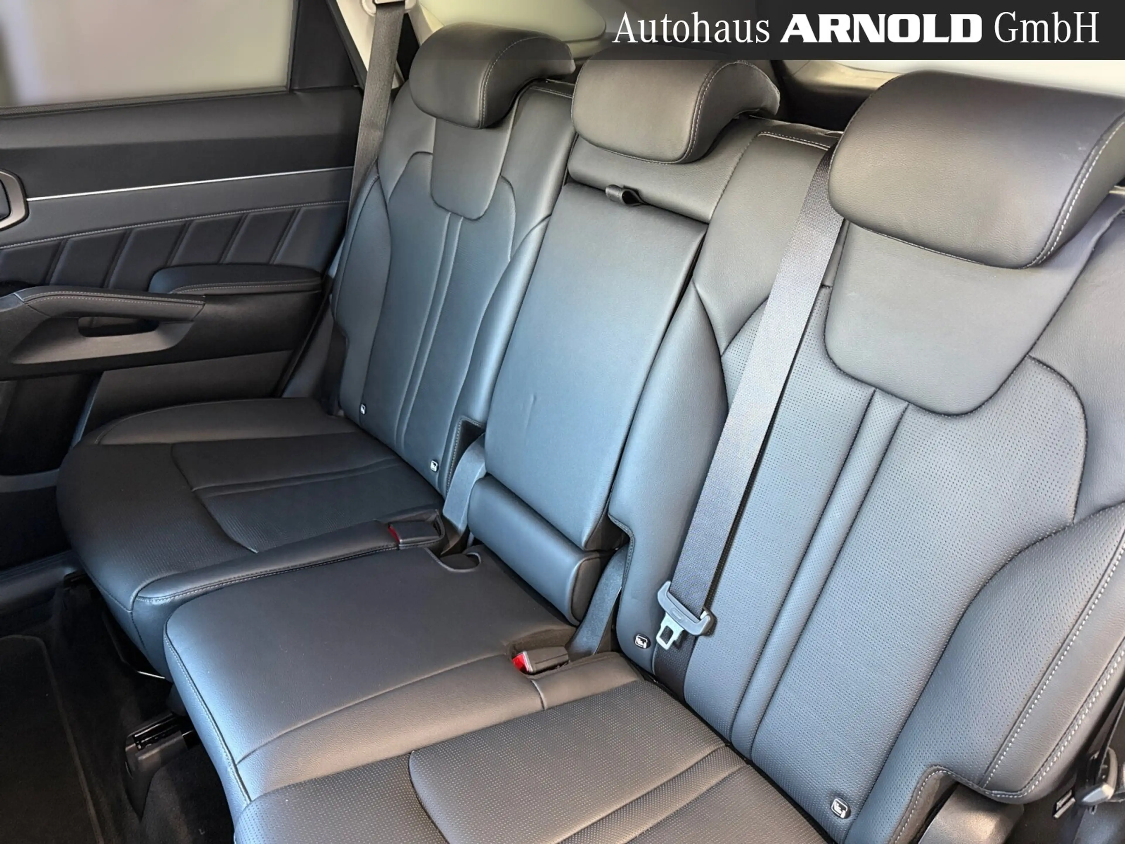 Kia Sorento Sorento 2.2 D AWD Spirit 360° LED el-Klappe 19" — photo 13