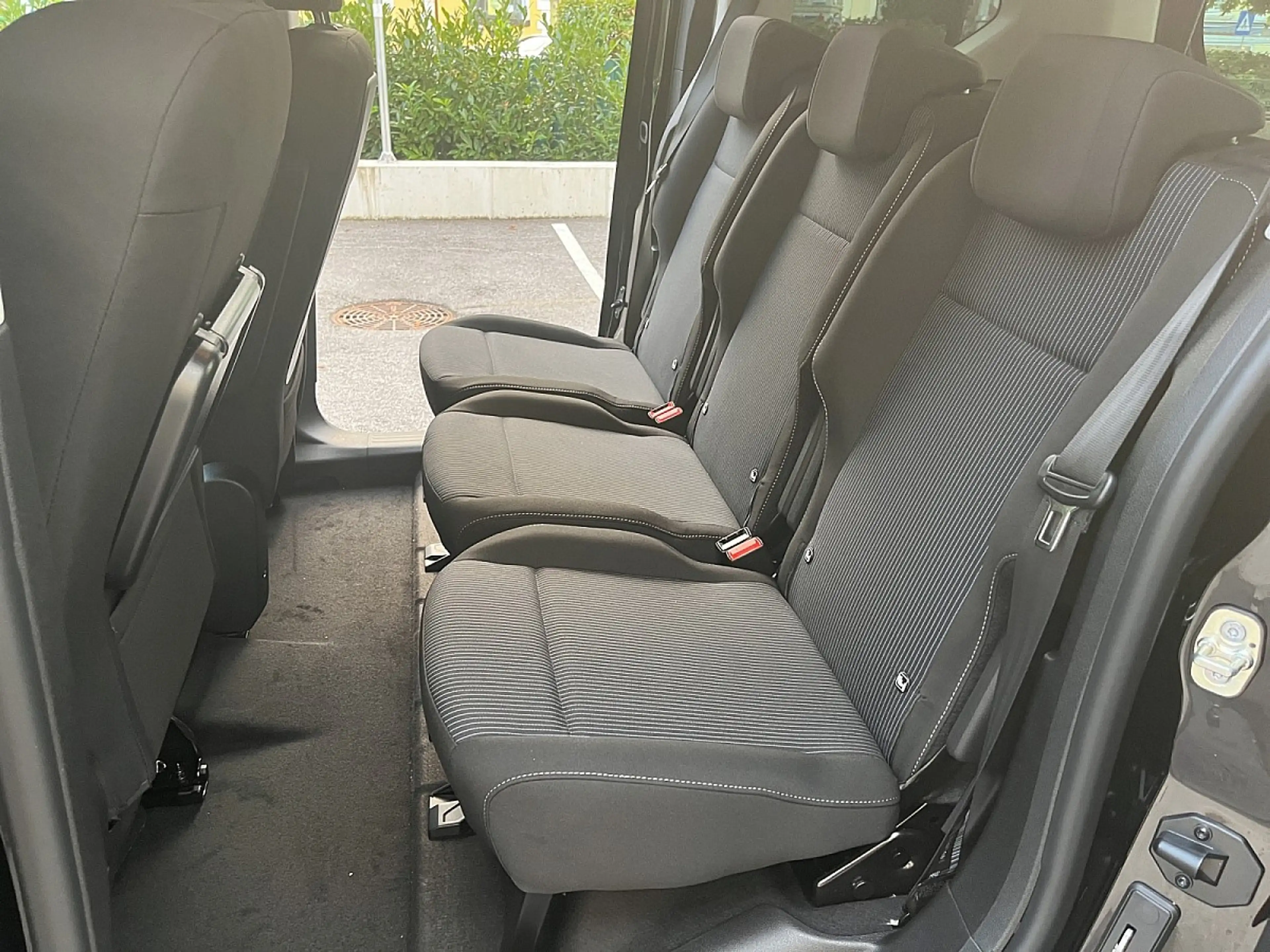 Fiat Doblo M BlueHDi 130 S&S Automatik — photo 7