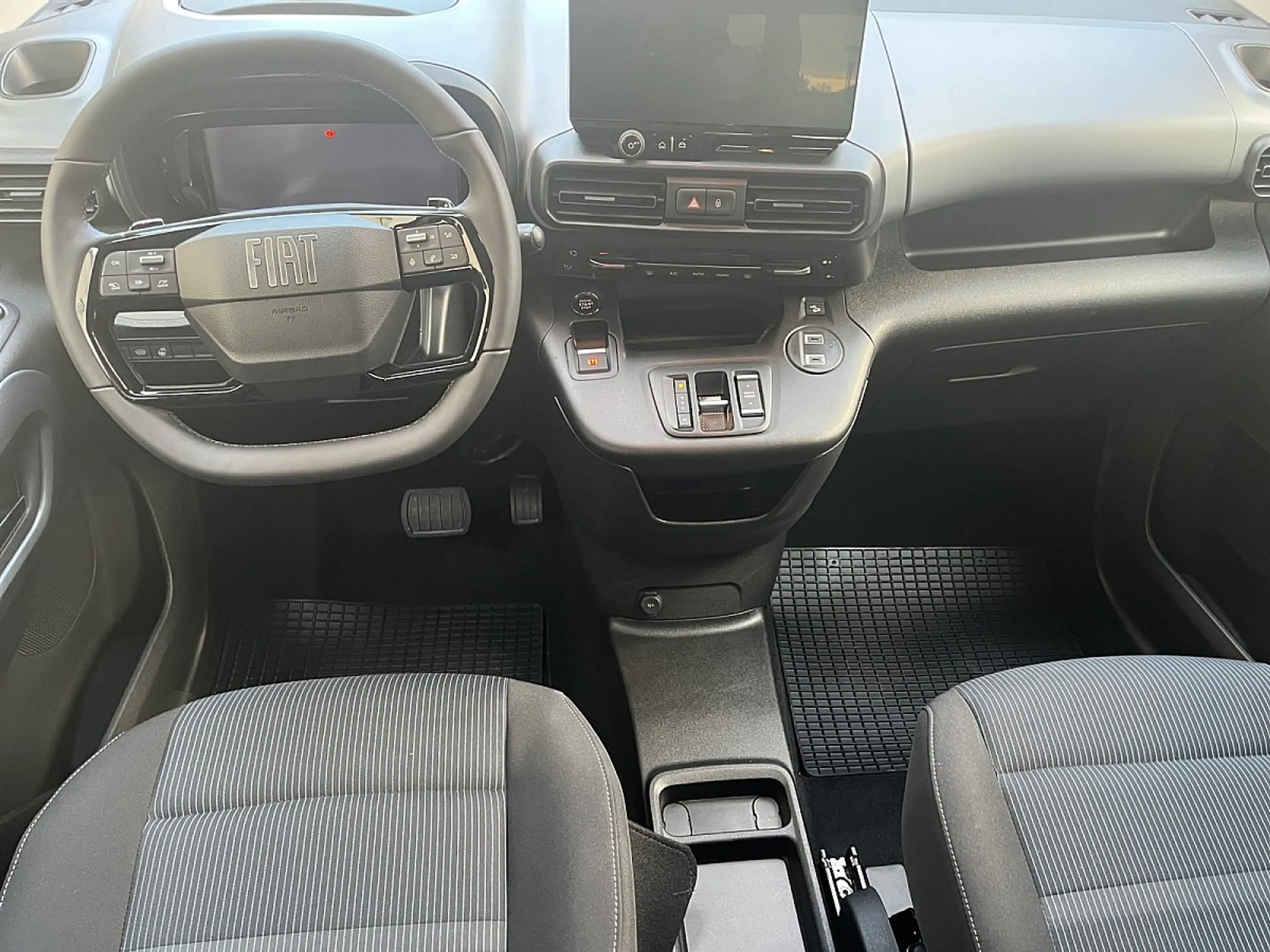 Fiat Doblo M BlueHDi 130 S&S Automatik — photo 5
