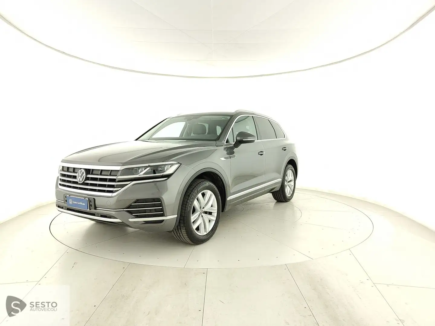 Volkswagen Touareg III 2018 3.0 V6 tdi Elegance 286cv tiptronic Argento - 1