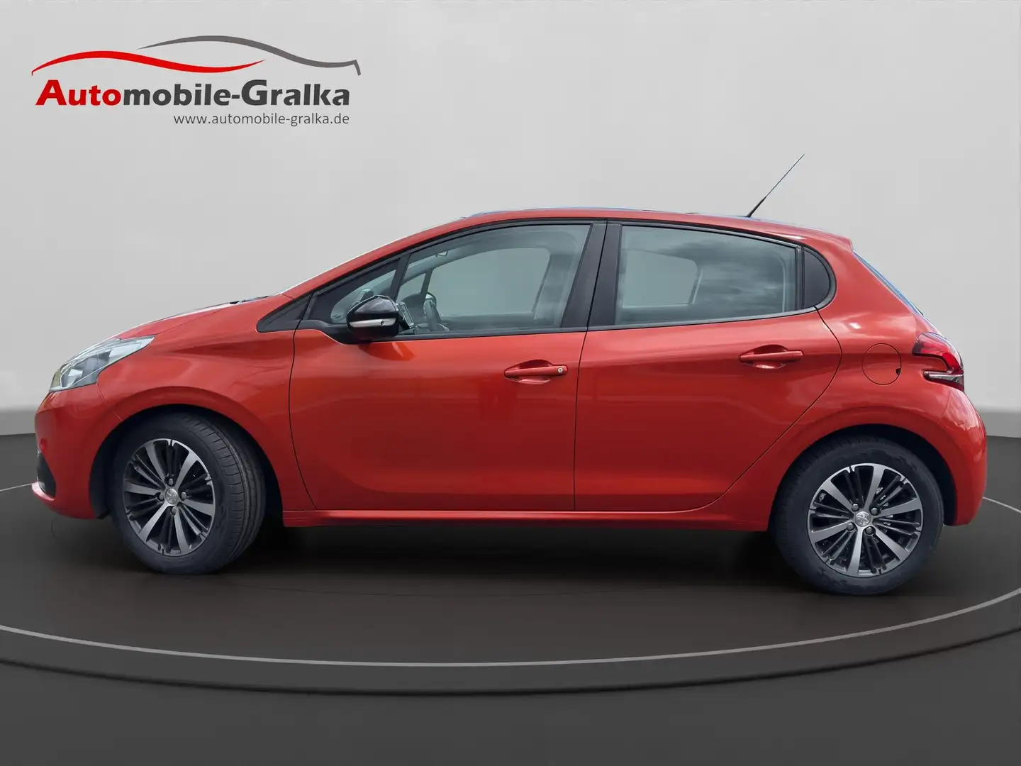 Peugeot 208 Active *Kamera, SHZ, PDC, CarPlay, ALU, CarPlay* Orange - 2