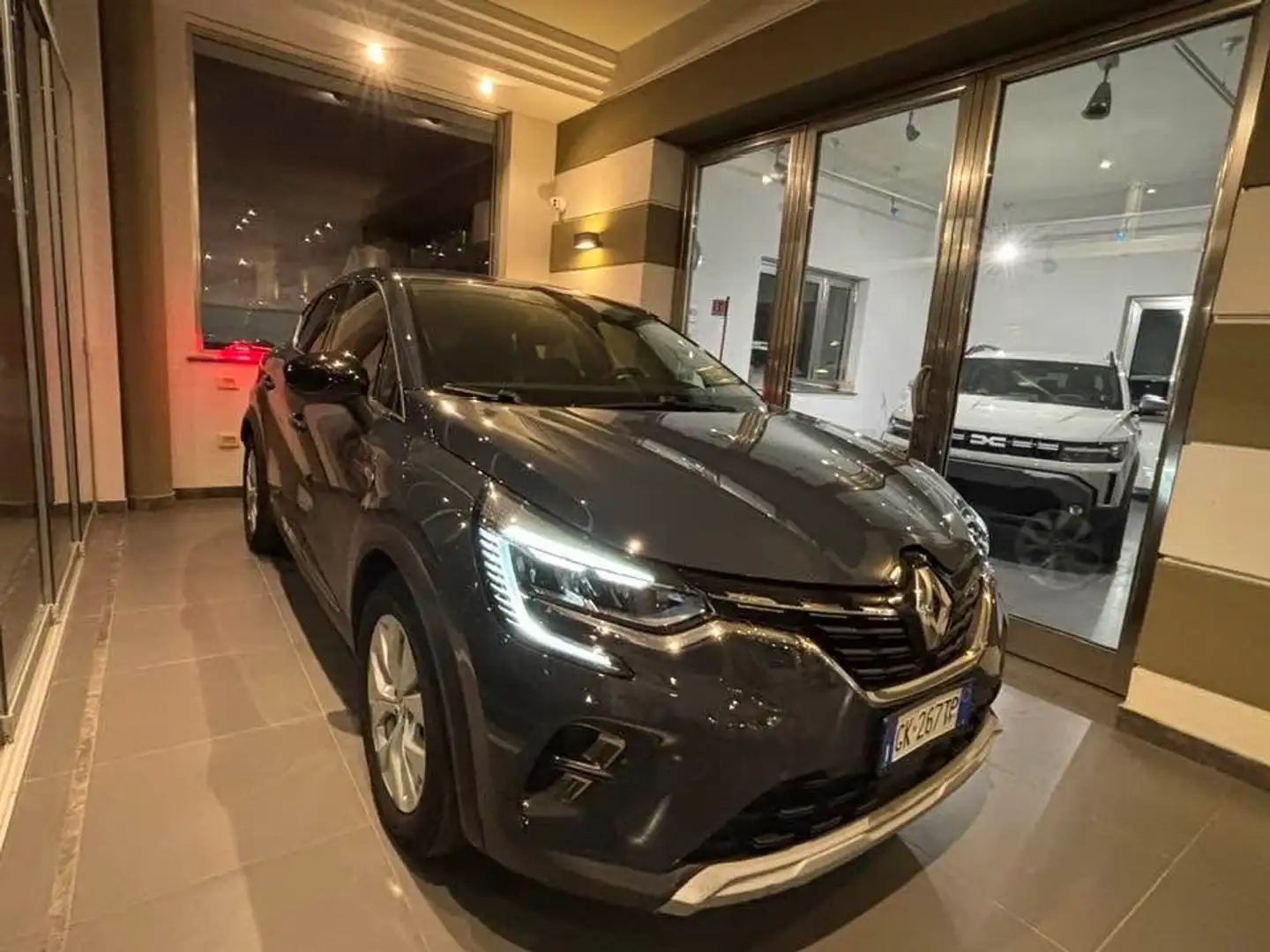 Renault Captur 1.6 E-Tech full hybrid Techno 145cv auto - 1