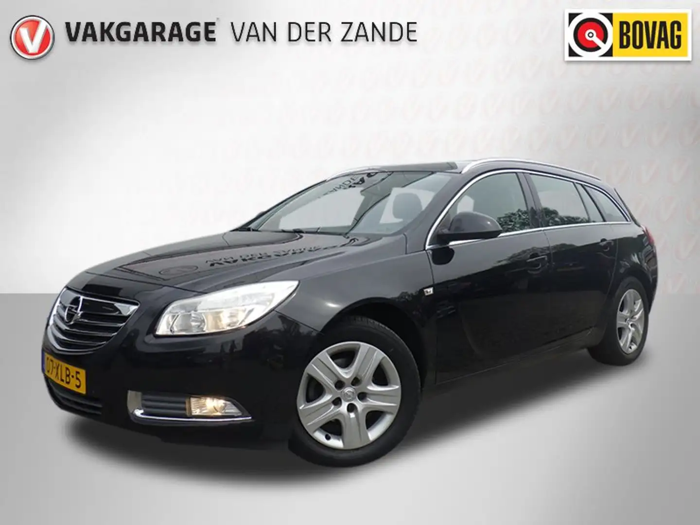 Opel Insignia Sports Tourer 1.4 Turbo EcoFLEX Edition, Airco, Cr Zwart - 1