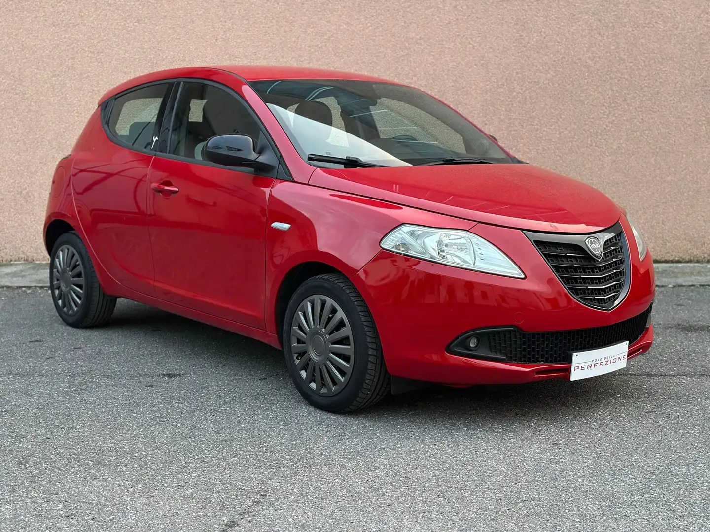 Lancia Ypsilon 1.2 GPL scade 2035, Unico Proprietario Rouge - 2