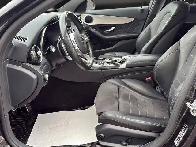 Mercedes-Benz C-Class view 14