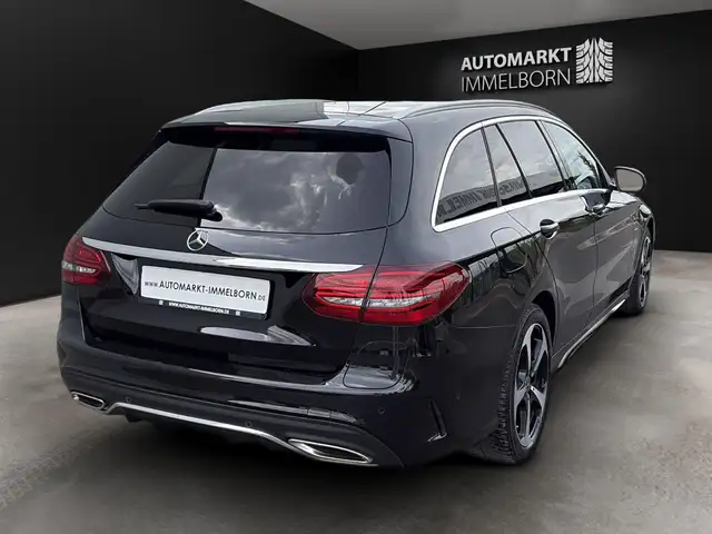 Mercedes-Benz C-Class view 11