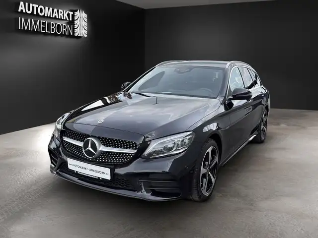 Mercedes-Benz C-Class view 3
