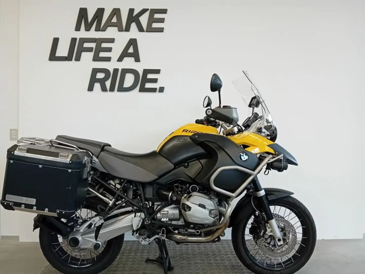 BMW R 1200 GS Adventure Giallo - 1