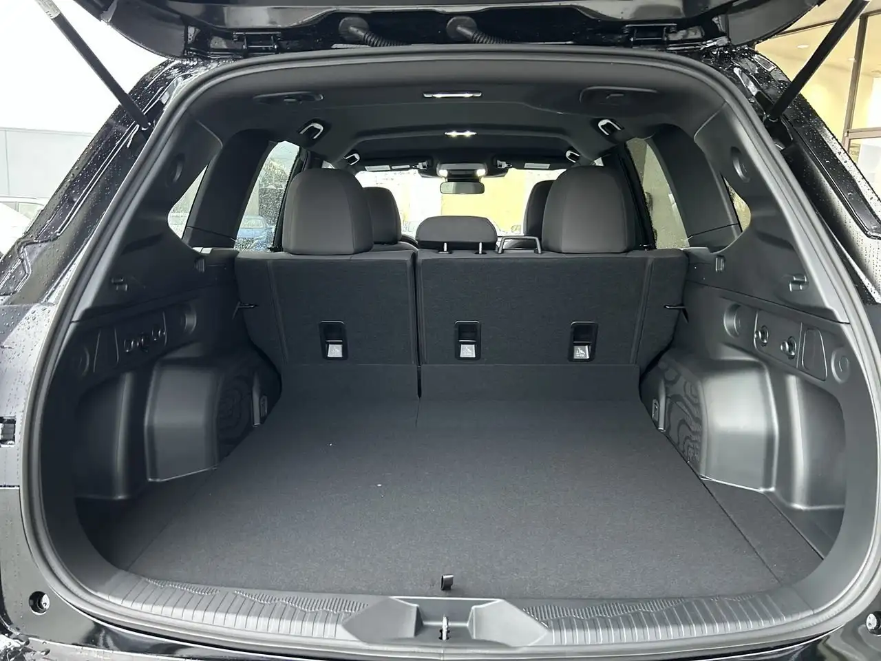 Subaru Forester снимка Subaru Forester