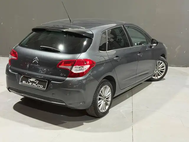 Citroen C4 view 5