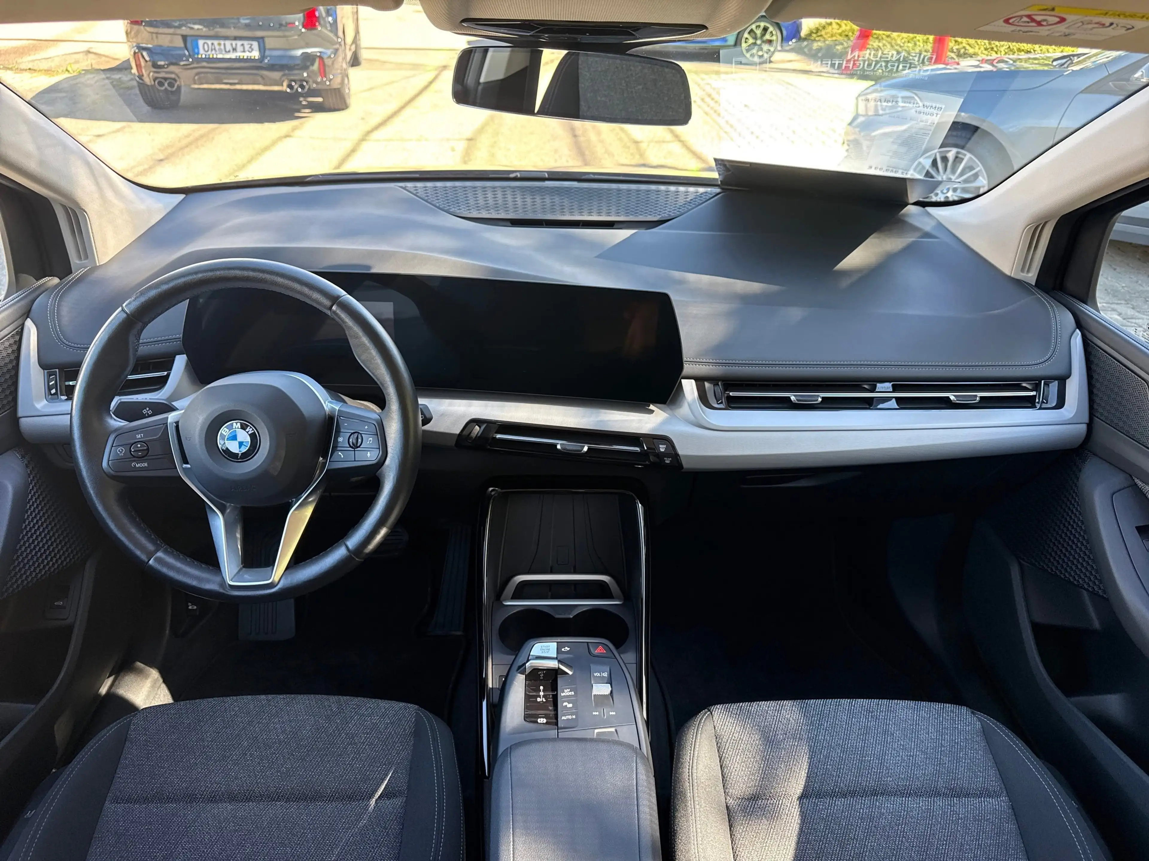 BMW 216 i Active Tourer DAB LED Komfortzg. Shz — photo 11