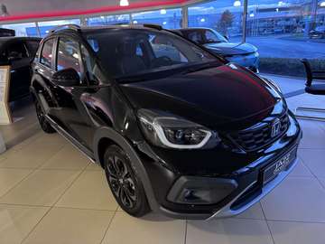 e:HEV 1.5 i-MMD Hybrid Crosstar Advance