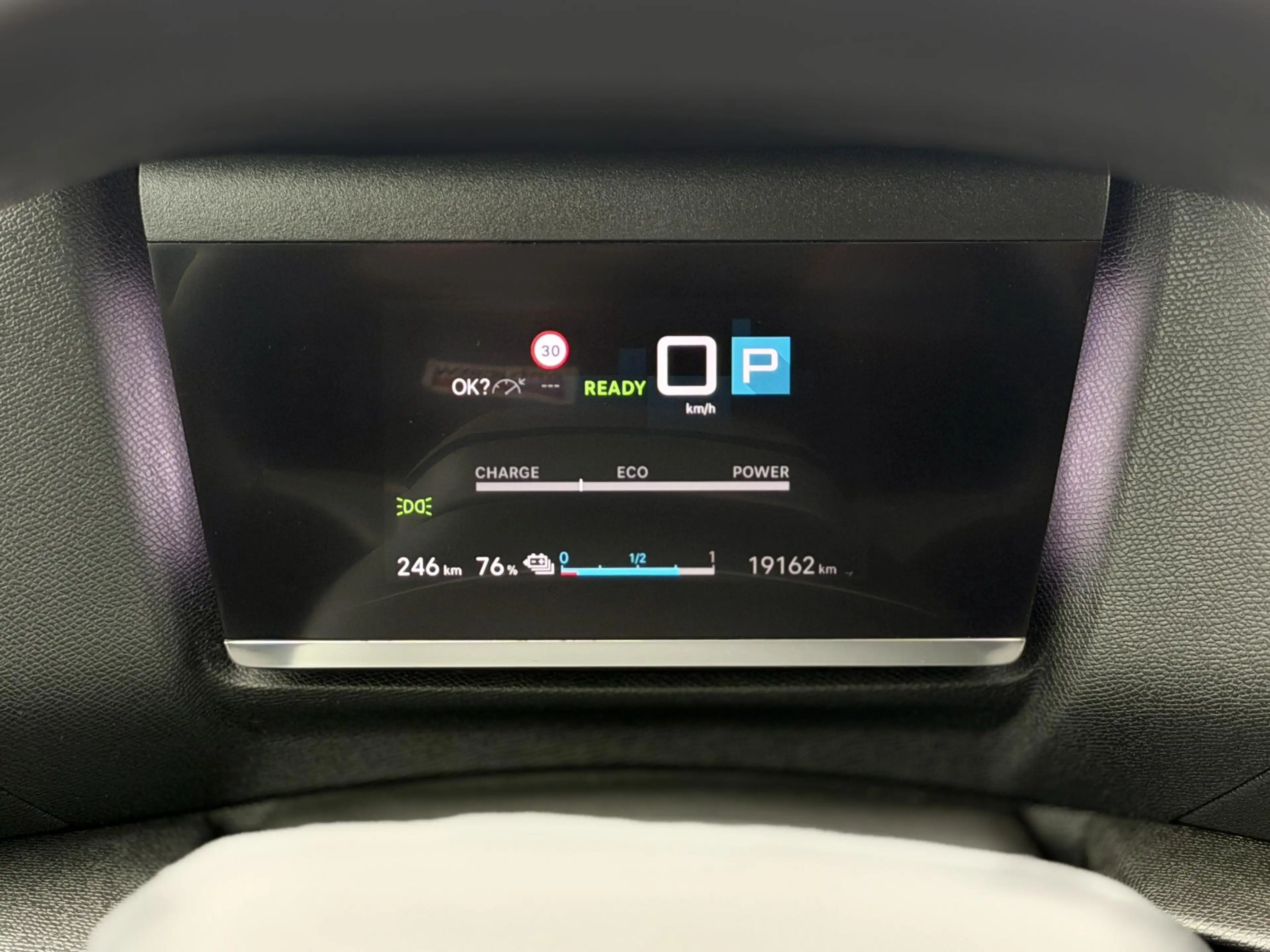 Citroen E-C4 Electric You 50 kWh|100% SOH!|Carplay|Camera — photo 14
