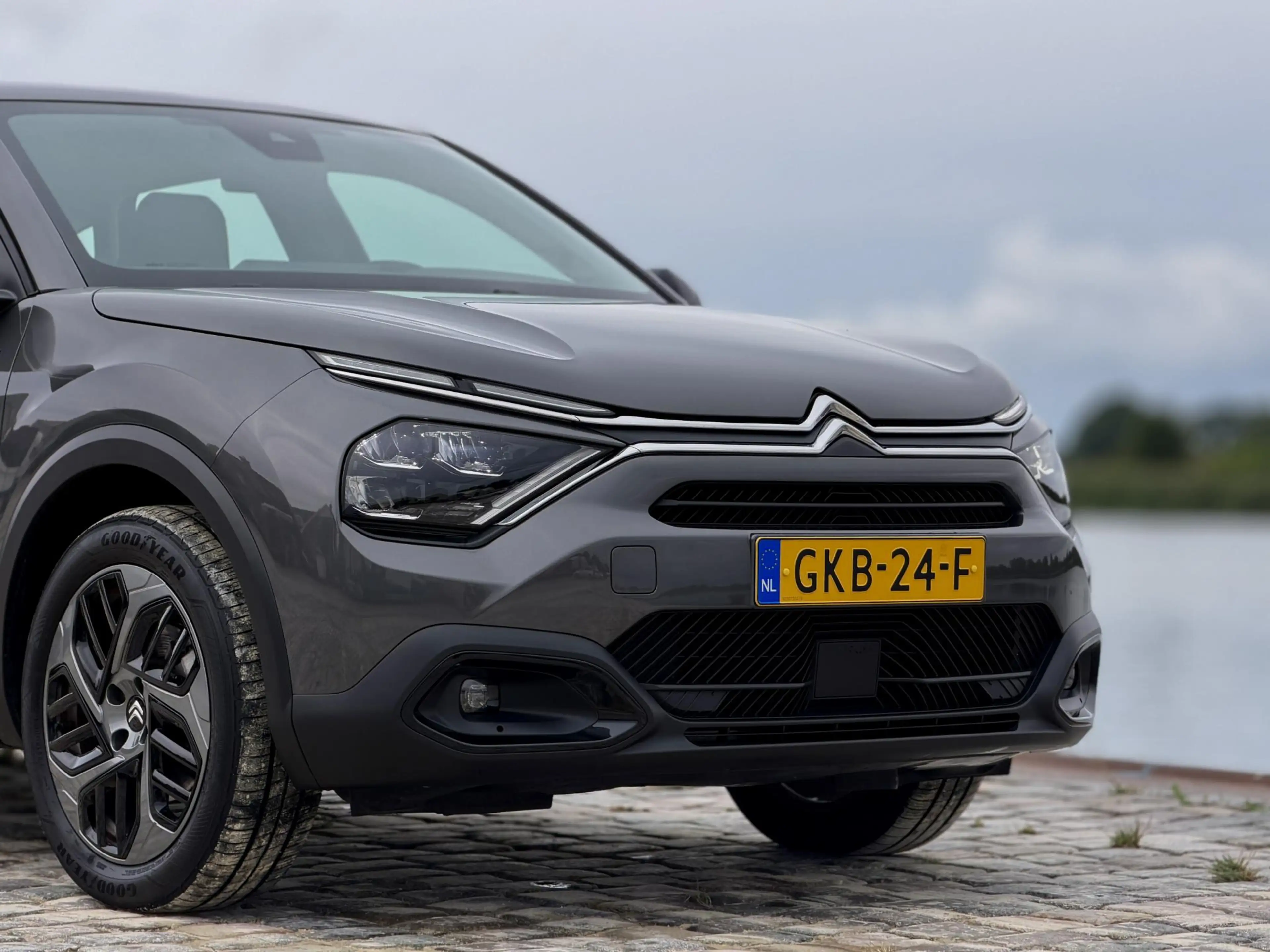 Citroen E-C4 Electric You 50 kWh|100% SOH!|Carplay|Camera — photo 2