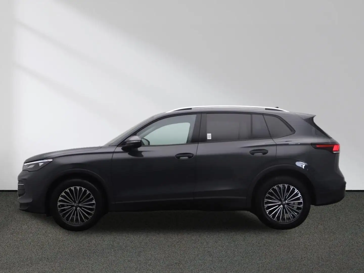 Volkswagen Tiguan Life 1.5 TSI DSG CarPlay LED AHK Navi Gris - 2