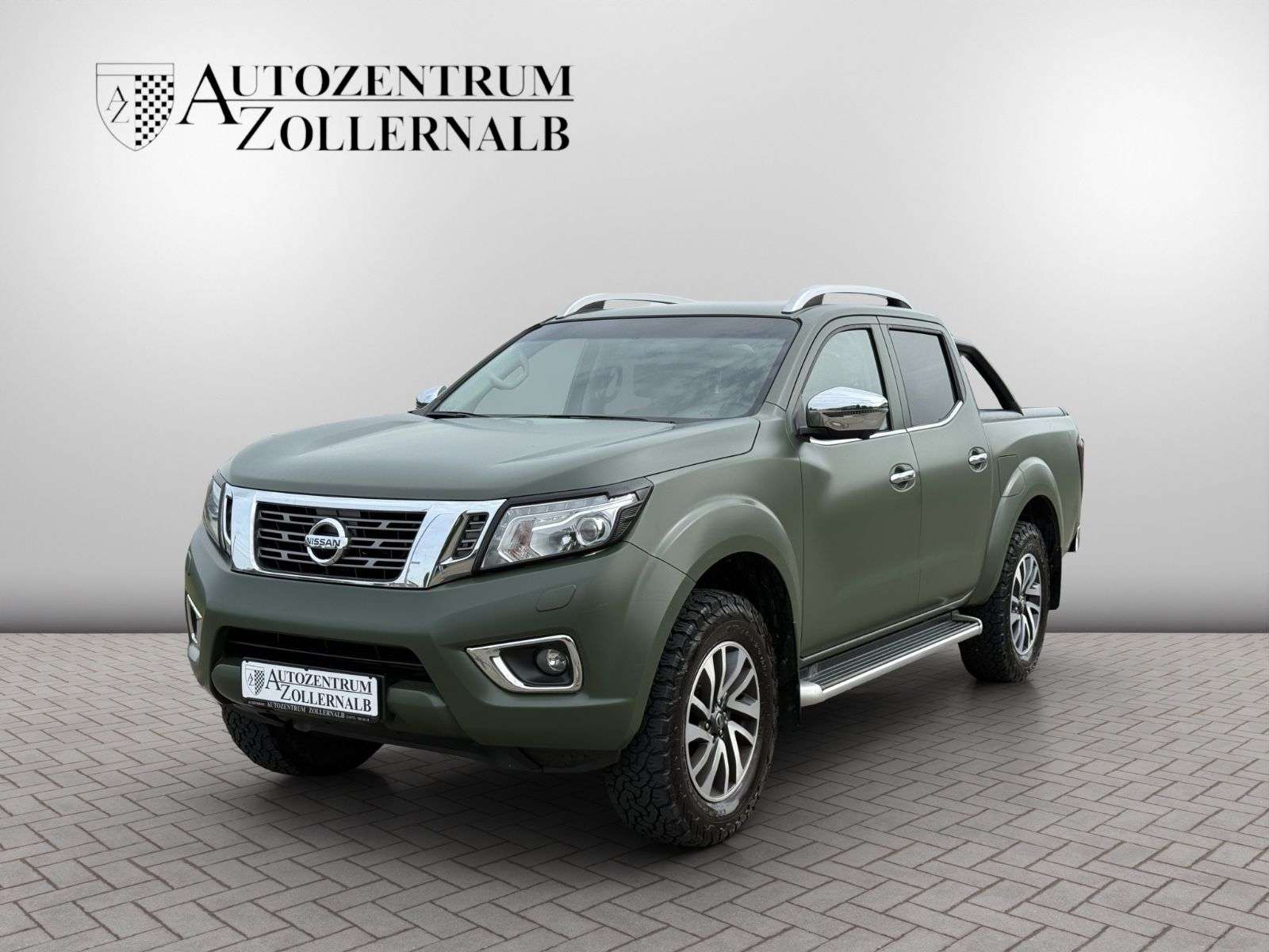 Second hand Nissan Navara 2.3