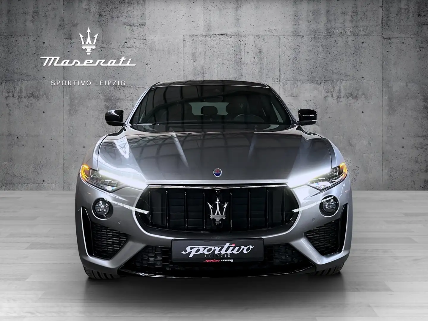 Maserati Levante SQ4 GranSport Gris - 2