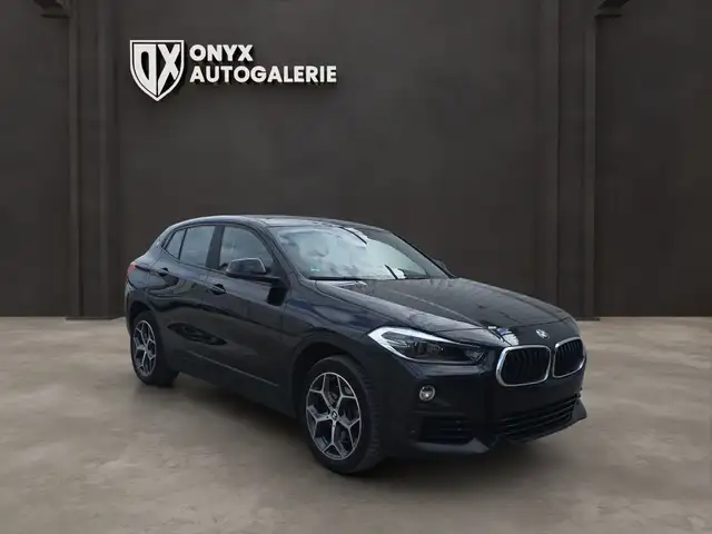BMW X2 sDrive 20 i - Business Aut/Kam/SHZ/LED