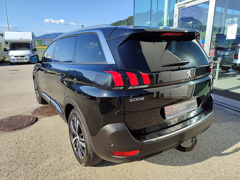 Peugeot 5008 1.5 BlueHDi 130 FAP Allure — photo 3
