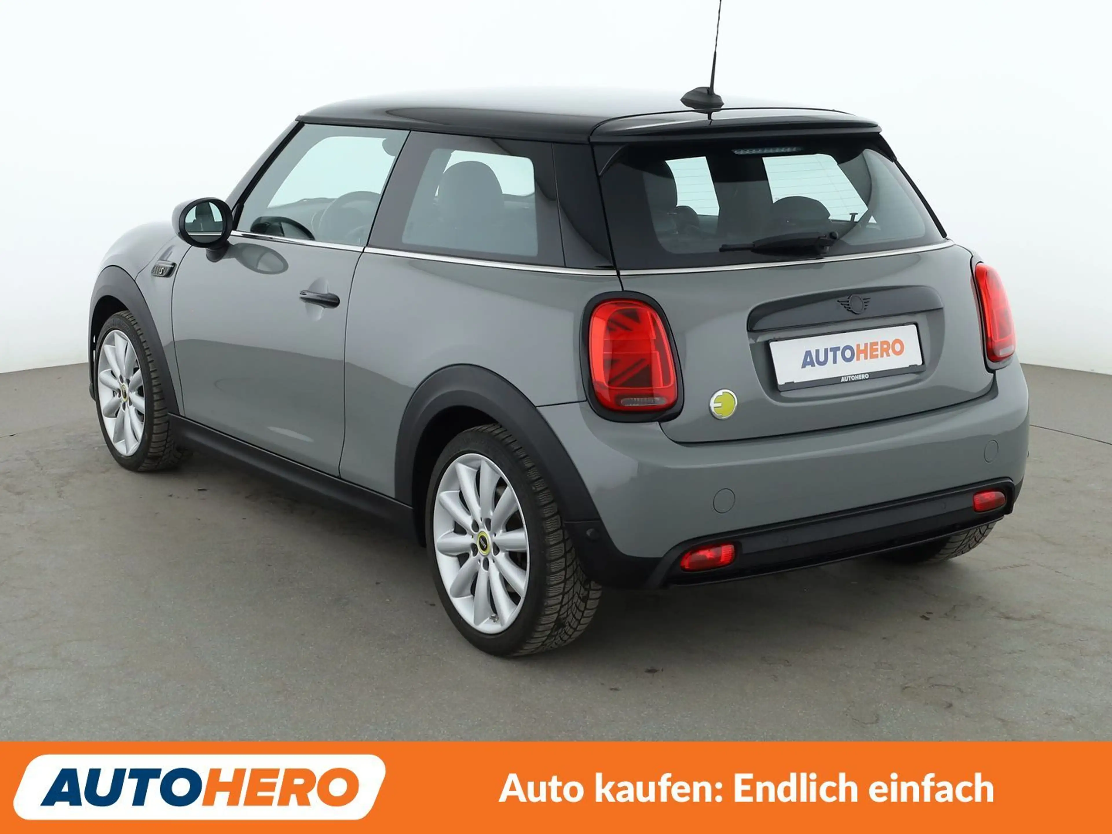MINI Cooper SE Cooper SE Classic Trim Aut.*NAV*LED*TEMPO*PDC*SHZ* — photo 4