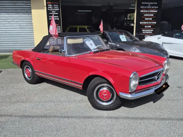 Mercedes-Benz 230 SL