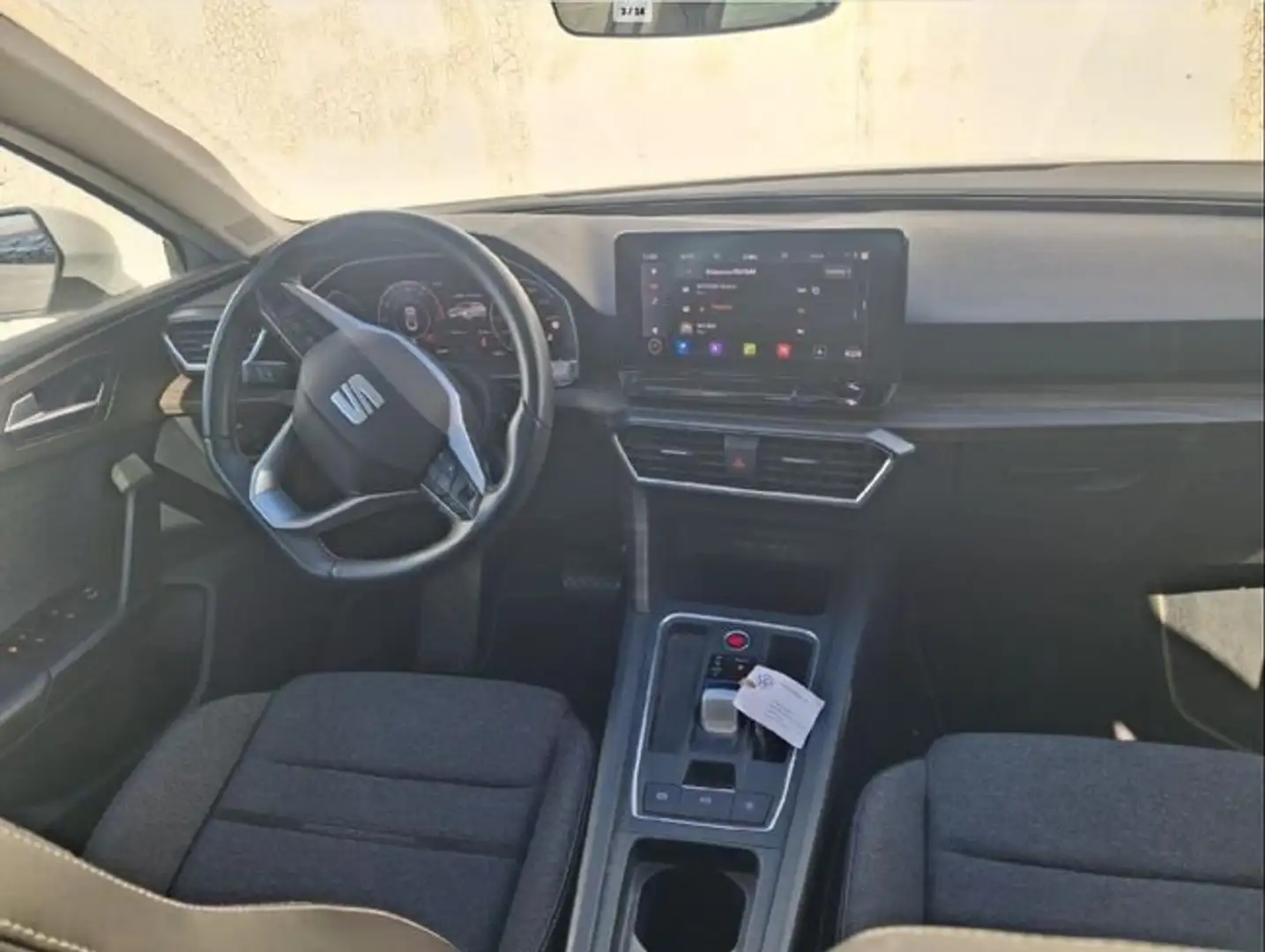 SEAT Leon Nuevo  familiar SP 1.5 eTSI 150CV DSG S&S Xcellenc Blanco - 2