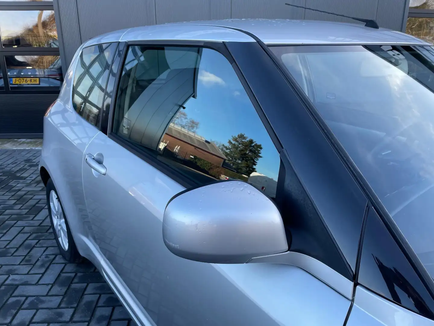 Suzuki Swift 1.3 Exclusive NL.Auto/Nieuwe Apk/Airco/Elc.Pakket/ Gris - 2